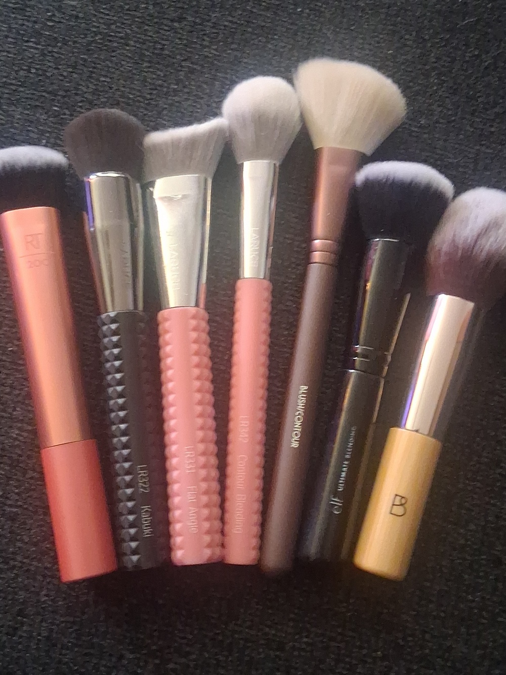 Ultimate Variety Set Of 7 Makeup Brushes (For Face)